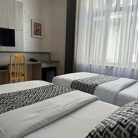 Atrium Hotel Buxoro Luaran gambar