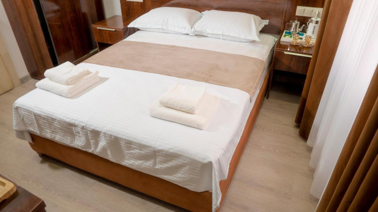Atrium Hotel Buxoro Luaran gambar