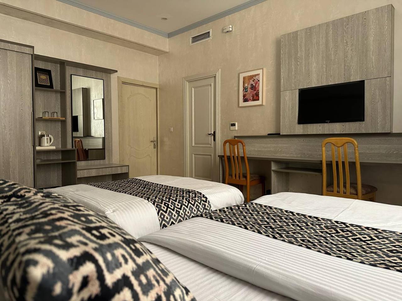 Atrium Hotel Buxoro Luaran gambar